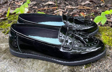 Load image into Gallery viewer, Term Harley Black Patent School Shoes
